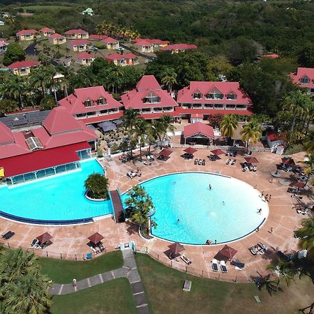 Appart T3 Village Vacances Sainte-Anne Courcelles Exteriör bild
